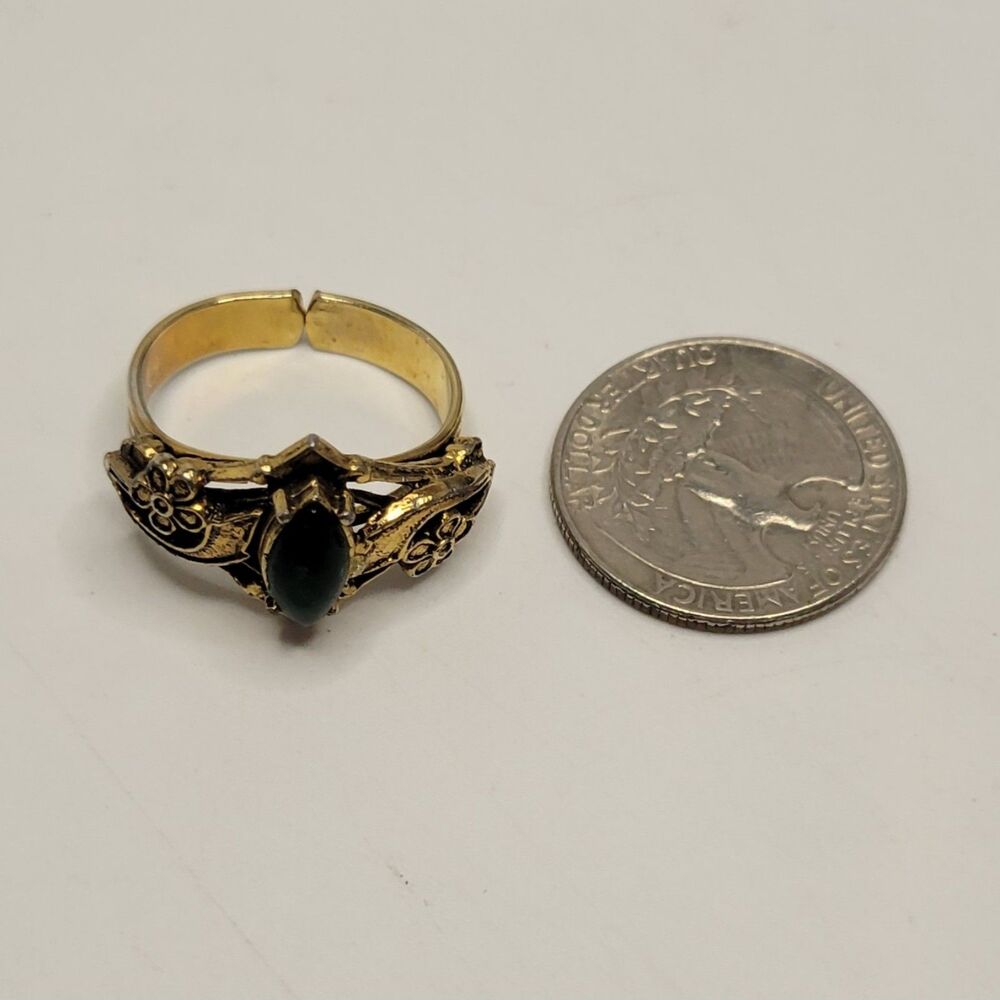 Adjustable Ring - Picture 6 of 10